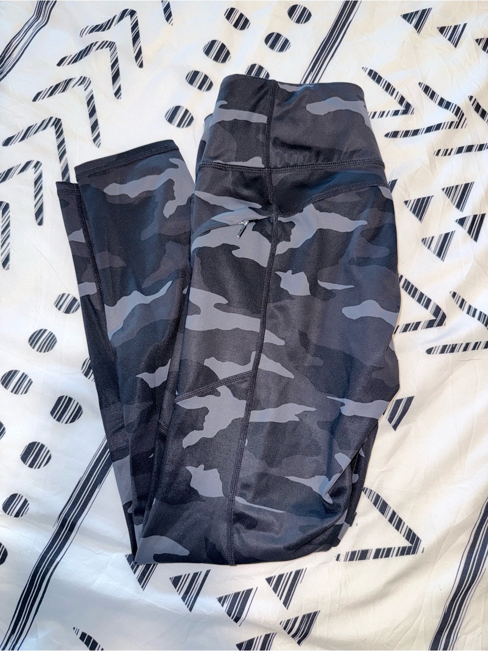 Athleta Black & Gray Camo Leggings